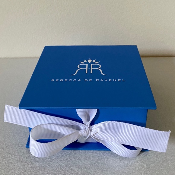 Rebecca de Ravenel Classic Soft White  Corded Four Drop Earrings - Picture 8 of 12